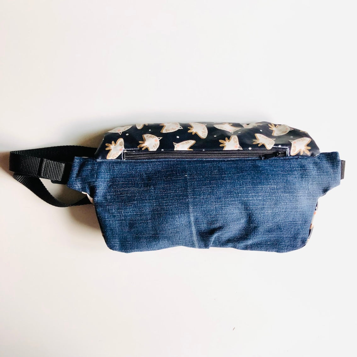 PIOLOU Le Sac Banane banane enduite PM bleu marine oiseaux