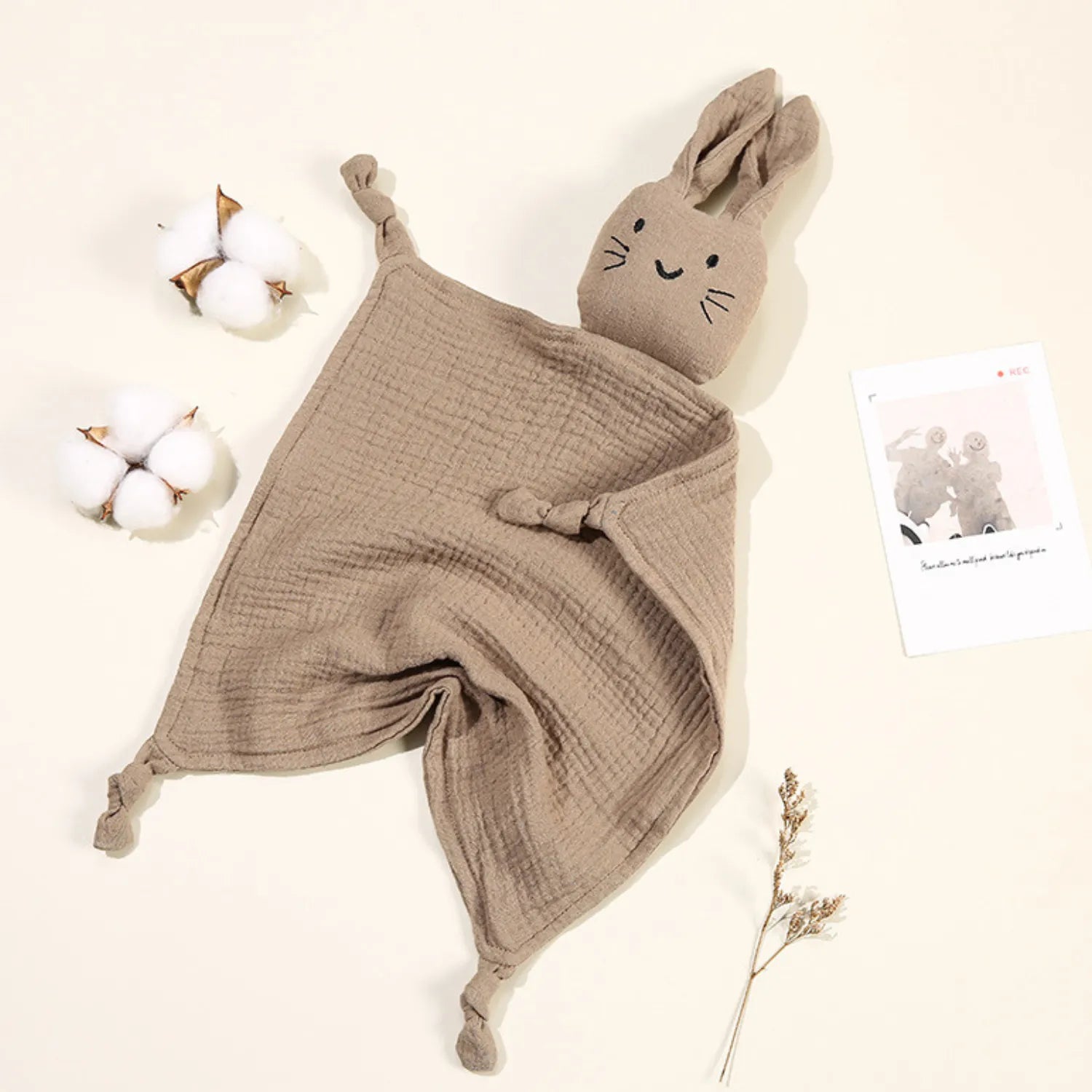 Baby-Crea Doudou personnalisé lapin beige prénom gravé tissu doux