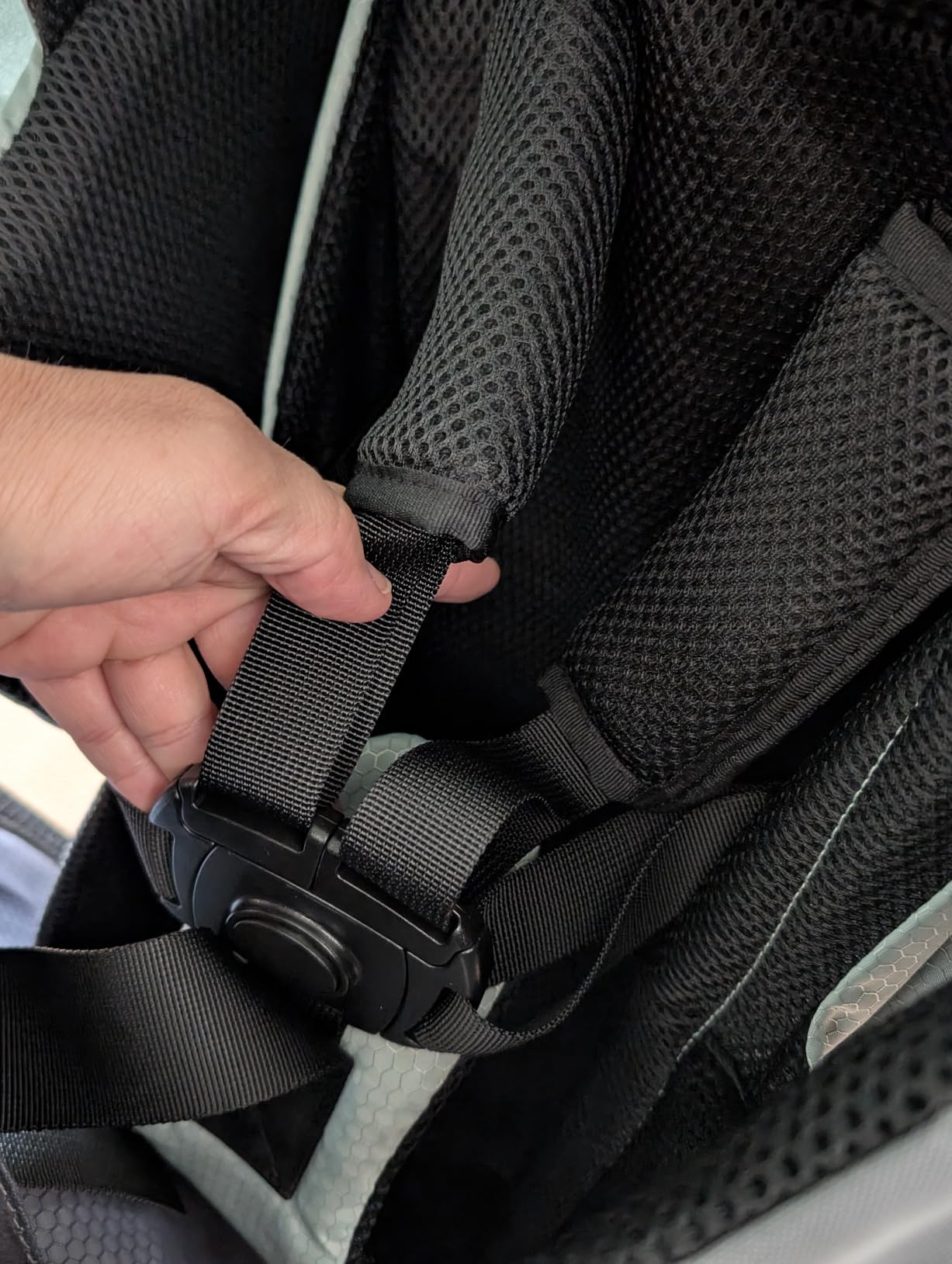 Babymoov Moov&Hike porte-bébé de randonnée dès 6 mois jusqu’à 18 kg