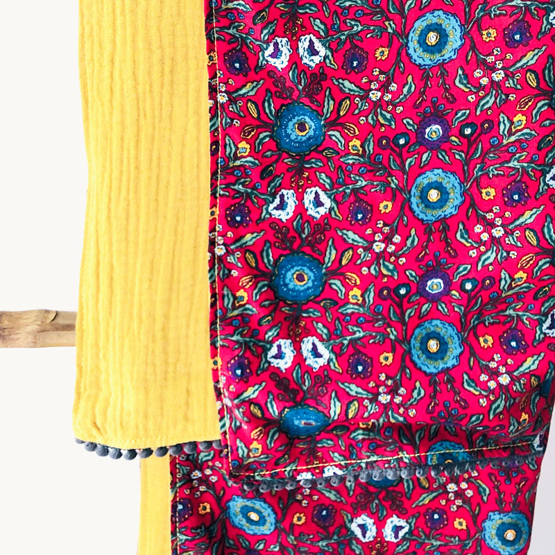 PIOLOU Le foulard foulard réversible jaune et rouge fleuri en gaze de coton