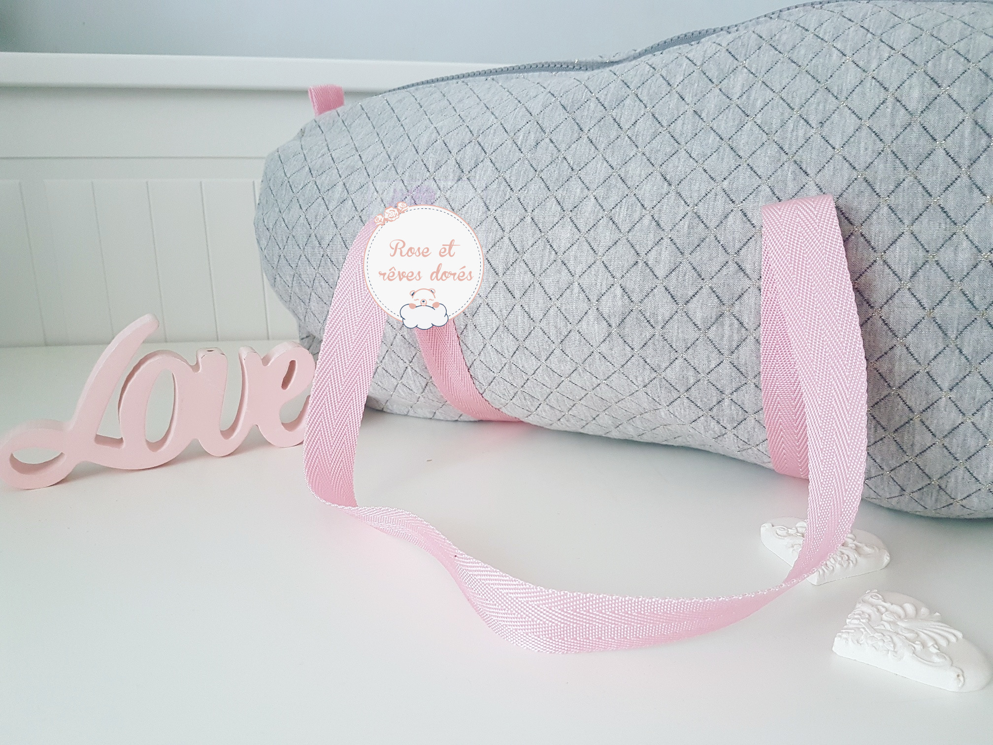 Rose et rêves dorés Créations sur-mesure sac polochon personnalisable
