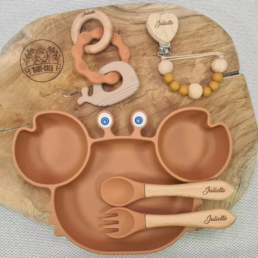 Baby-Crea Coffret naissance personnalisé Assiette Crabe, Attache & Anneau Dauphin bleu marine